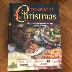 Treasury of Christmas. More than 750 delicious recipes for the holidays.
